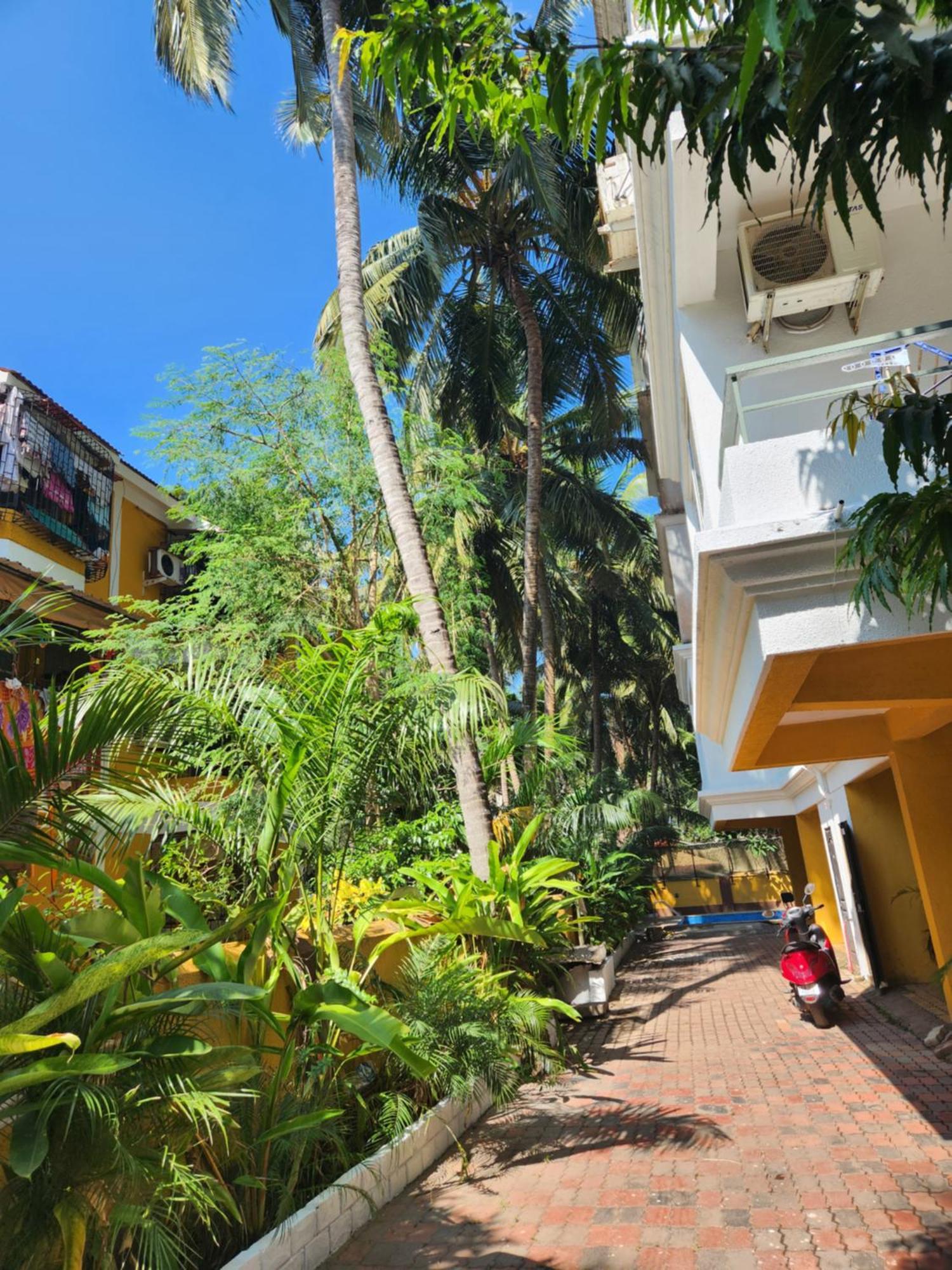 Luxury 2Bhk Apartment Near Calangute Baga Beach With Pool Kültér fotó